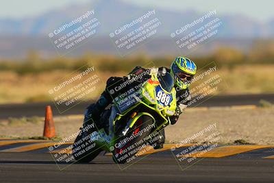 media/Oct-29-2022-CVMA (Sat) [[14c0aa3b66]]/Race 13 Femmewalla (Holeshot 2nd Wave)/